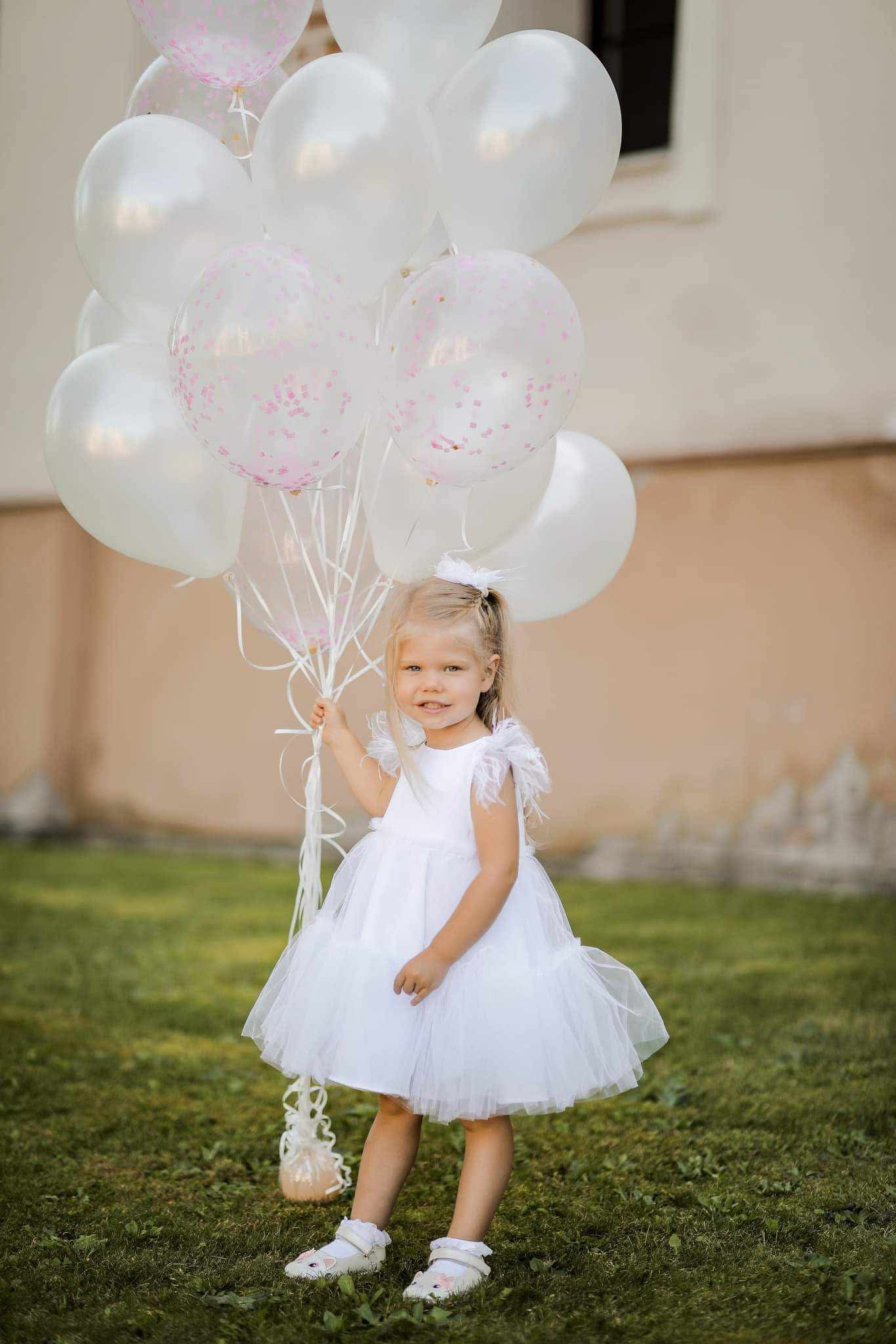 Krikstynu Suknelė Pieno Baltumo Ir Sniego Baltumo