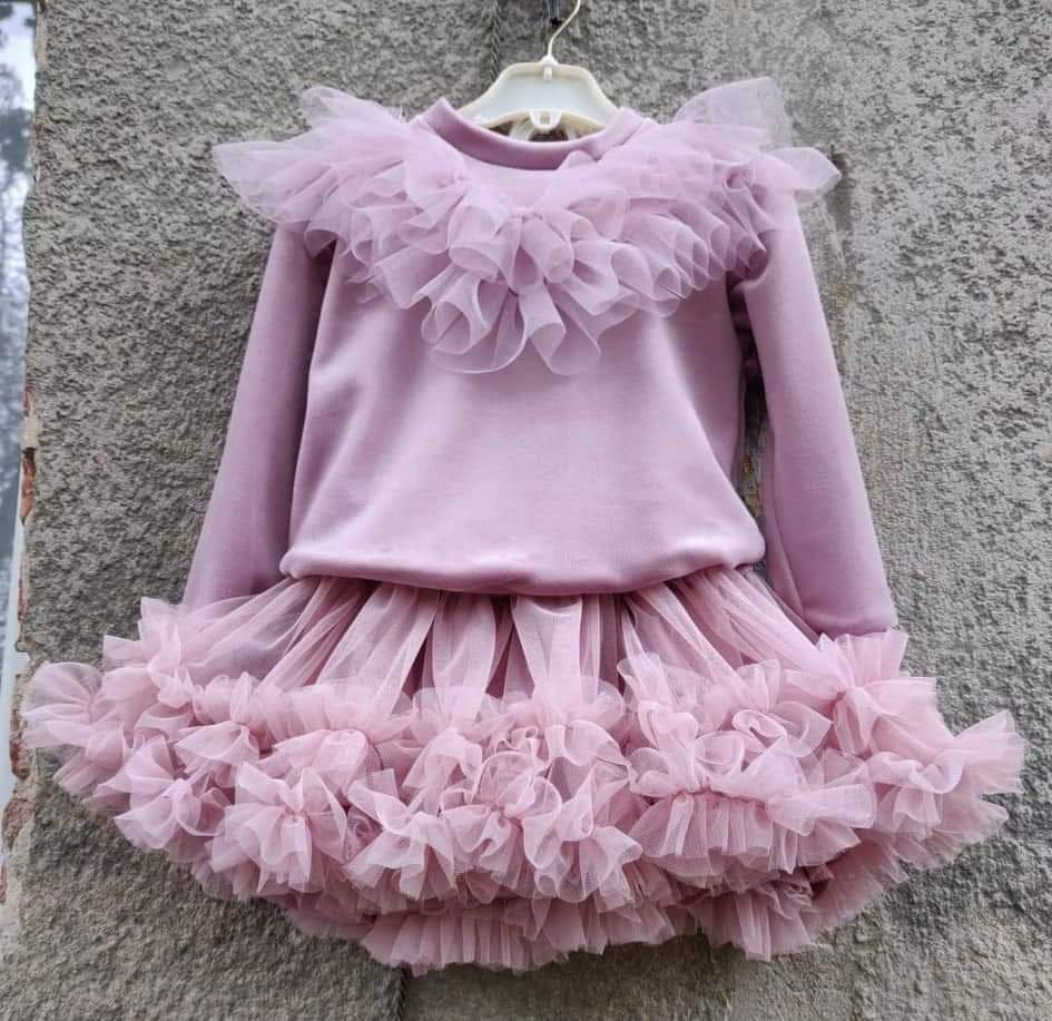 Kostiumėlis Ir Aksesuarai